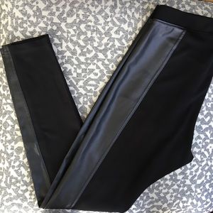 HUE Black Leatherette Ponte Leggings